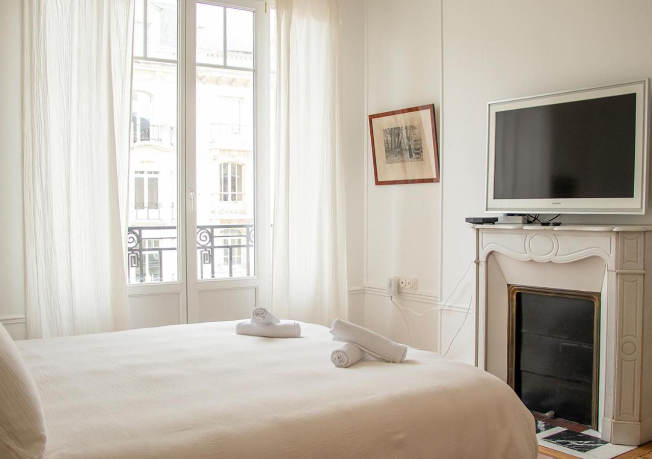 Rare! Magnifique Appartement - Vue Cathedrale Reims Exterior photo